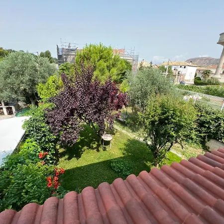 Holiday home Casa Grande Con Gran Jardin Privado