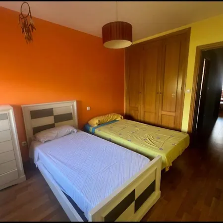 Holiday home Casa Grande Con Gran Jardin Privado