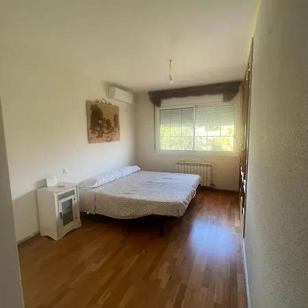 Holiday home Casa Grande Con Gran Jardin Privado